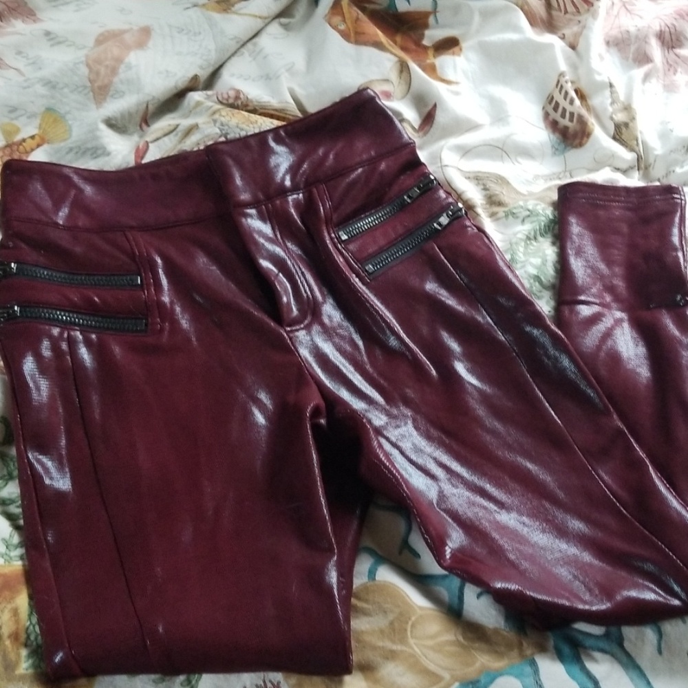 Vinyl look stretch pants Fashion Nova